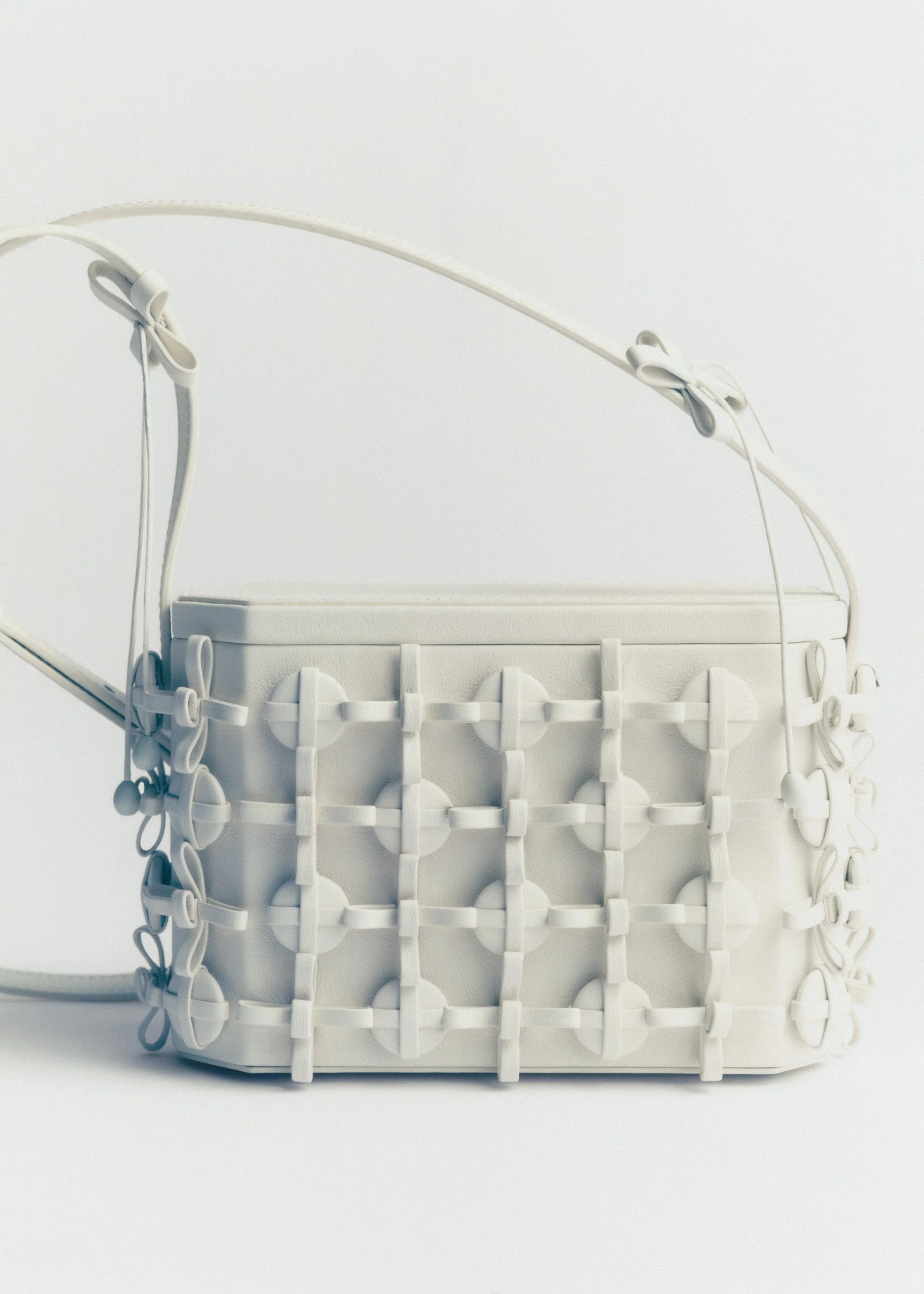 Button Bow Box - Porcelain - Image 3