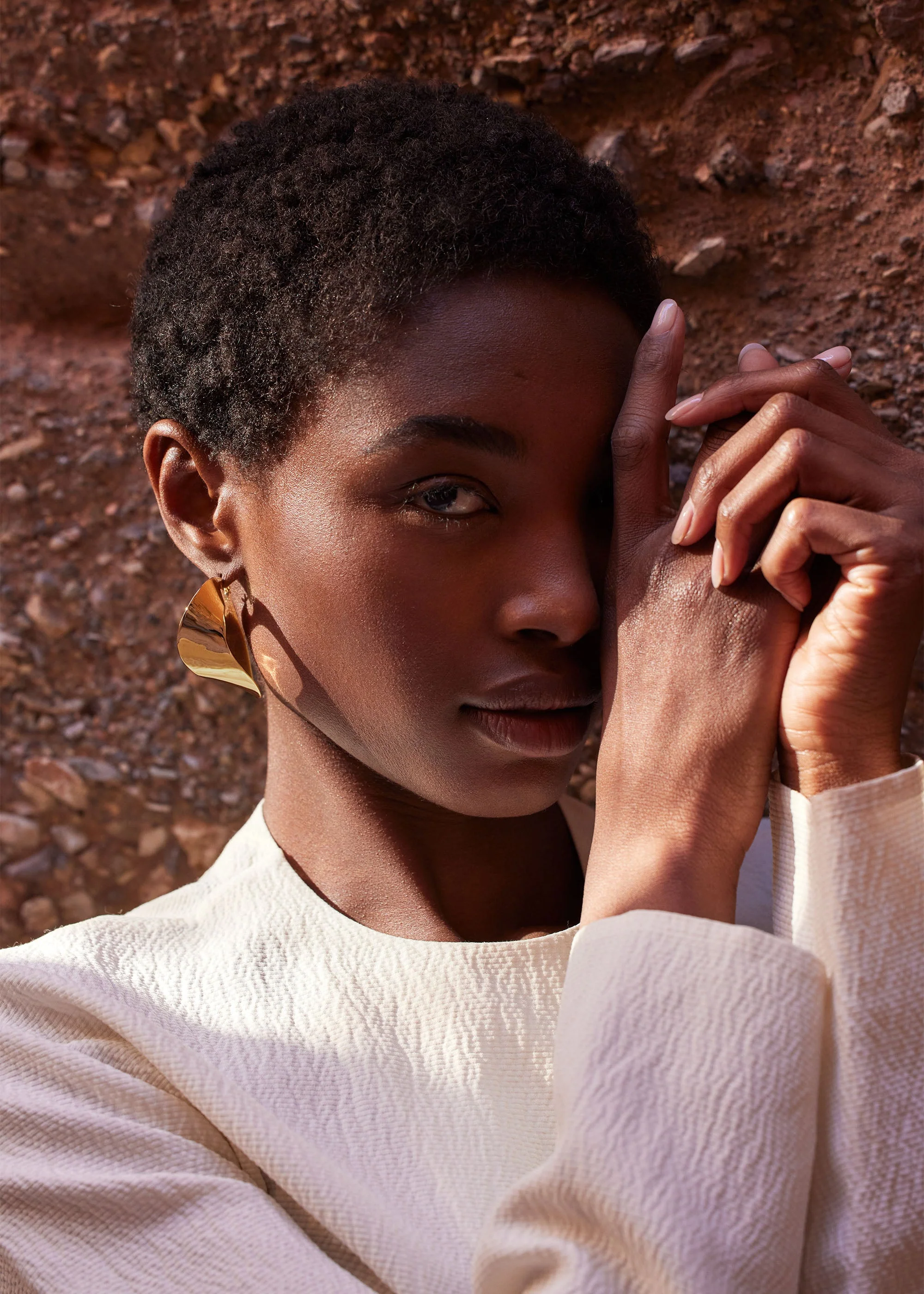 Éole Hoop Earrings - 24 carat gold gilded - Image 4