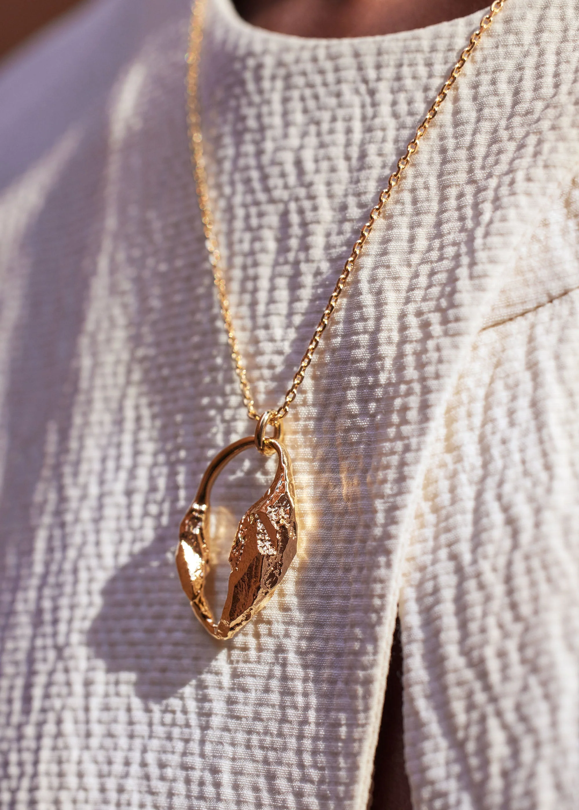 Eroz Pendant - 24 carat gold gilded - Image 5