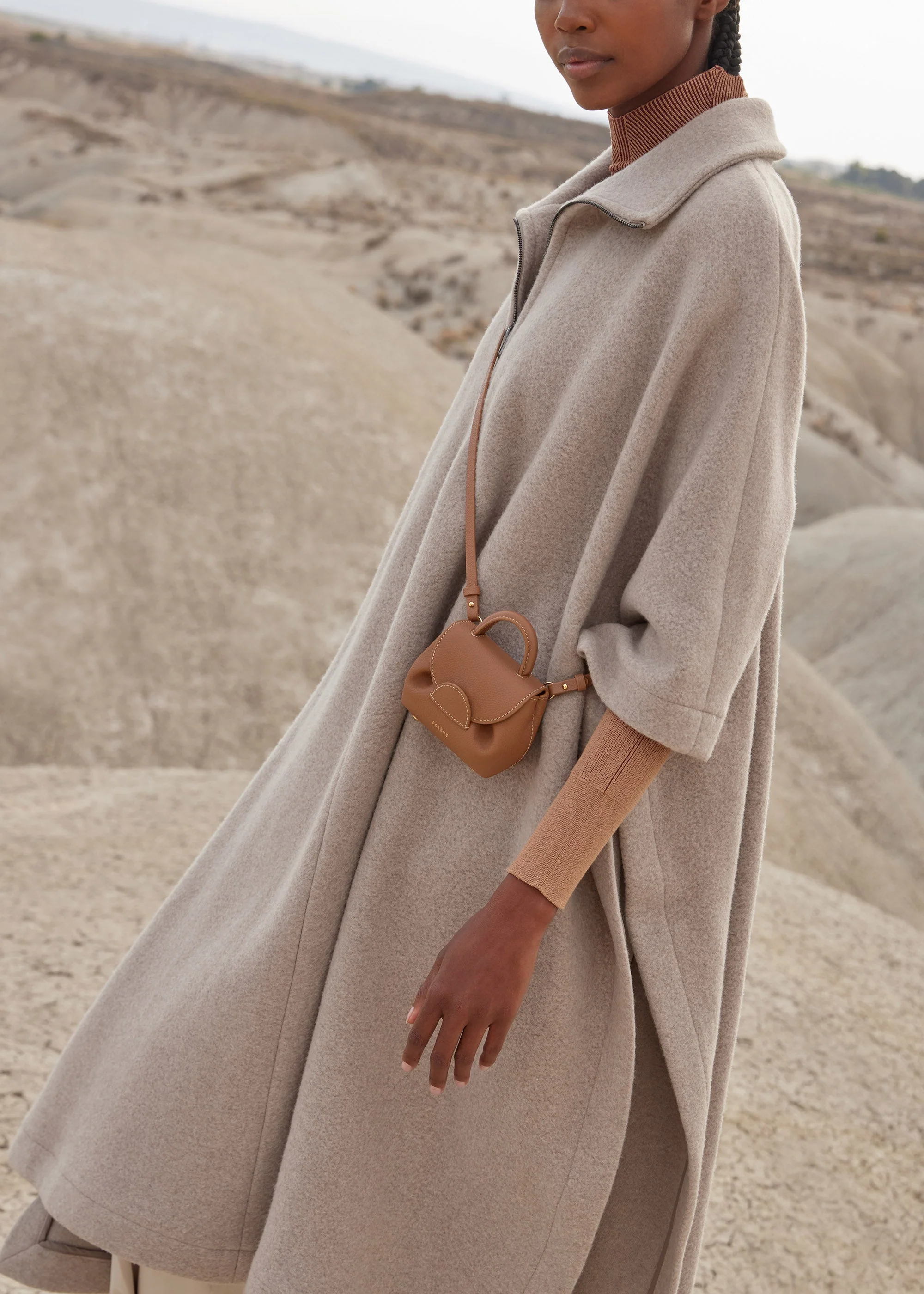 Numéro Un Micro - Textured Camel - Image 3